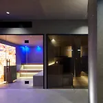 Executive מלון 4*