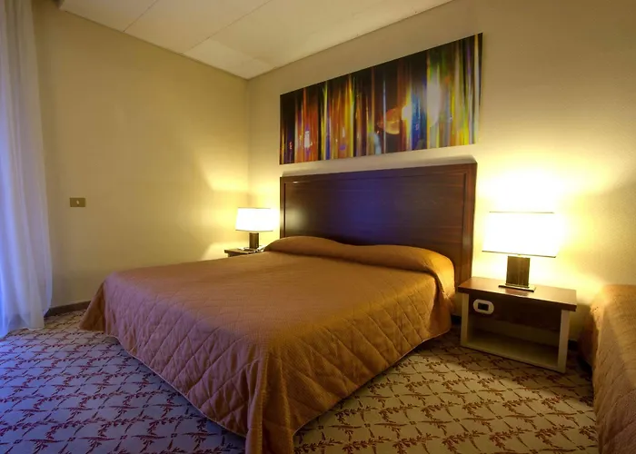 Hotel Executive 4*