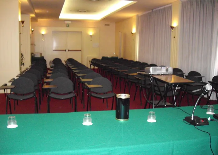 Hotel Executive