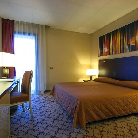 Executive 호텔 피오라노모데네세