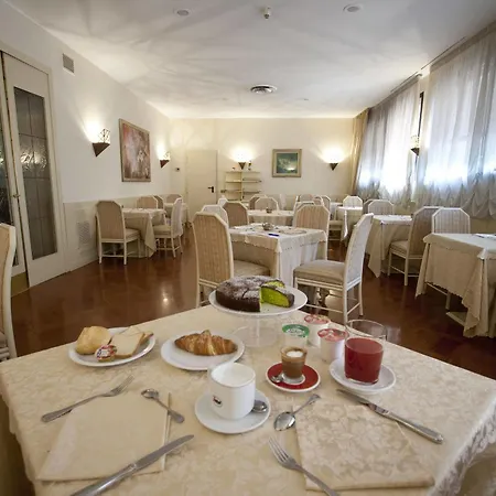 Executive Отель