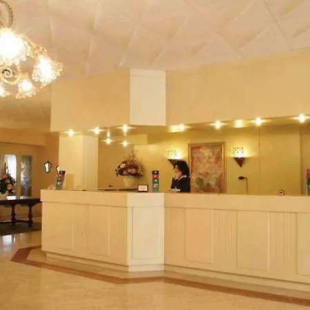 Executive Отель 4*