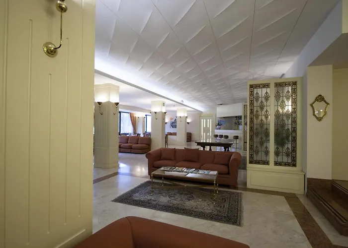Hotel Executive